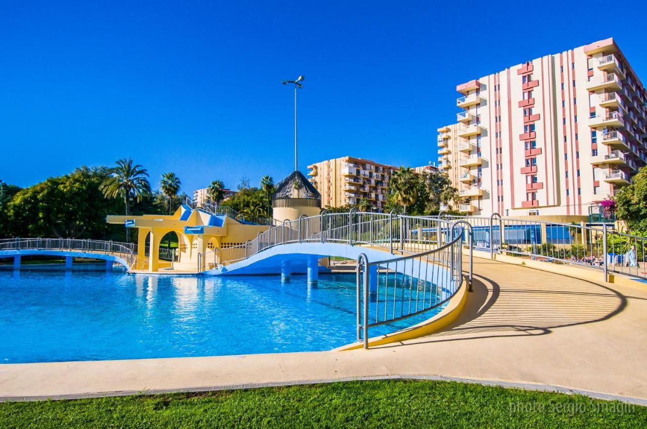 137 Minerva Apartamentos - Vista Al Mar - Piscina Y Playa - Cercano A Tren, Restaurantes Y Tiendas بينالماذينا المظهر الخارجي الصورة