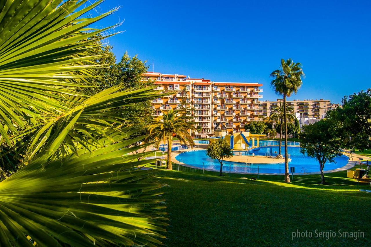 137 Minerva Apartamentos - Vista Al Mar - Piscina Y Playa - Cercano A Tren, Restaurantes Y Tiendas بينالماذينا المظهر الخارجي الصورة