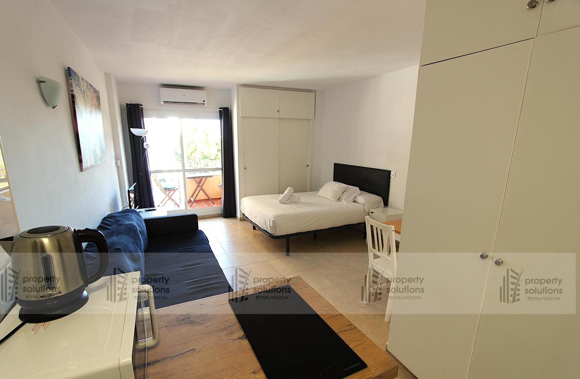 137 Minerva Apartamentos - Vista Al Mar - Piscina Y Playa - Cercano A Tren, Restaurantes Y Tiendas بينالماذينا المظهر الخارجي الصورة